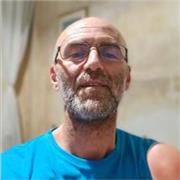 Sono un docente di Matematica per Scuola Primaria e Medie di Primo Grado. Si offre supporto motivazionale e di approccio alle difficoltà scolastiche e non